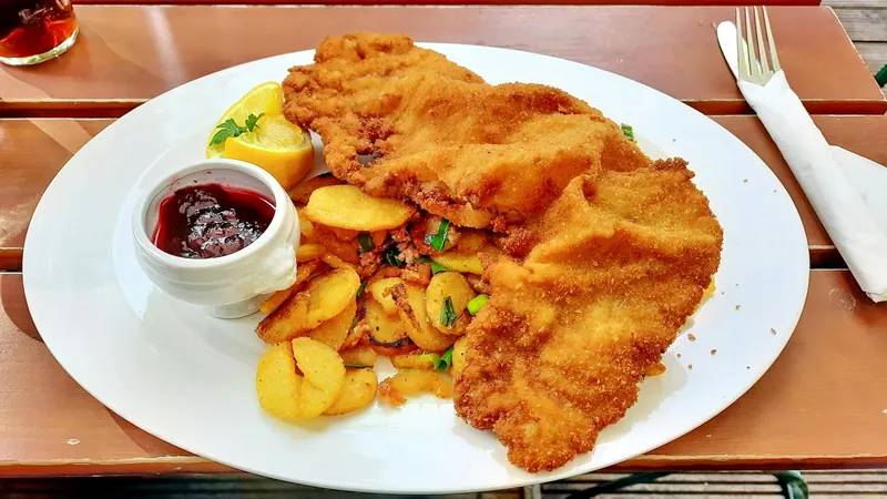 Schweineschnitzel „Wiener Art“